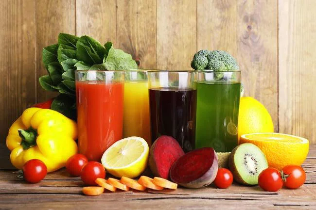 The Difference Between Fruit Concentrate and Juice